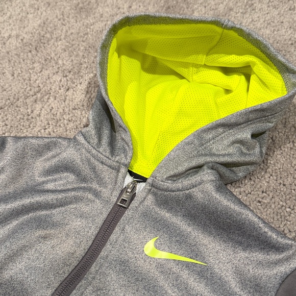 Nike Track Set - Picture 4 of 5